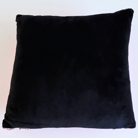 *Carrie Underwood Cry Pretty Tour 360 flip sequin pillow - Picture 4 of 4